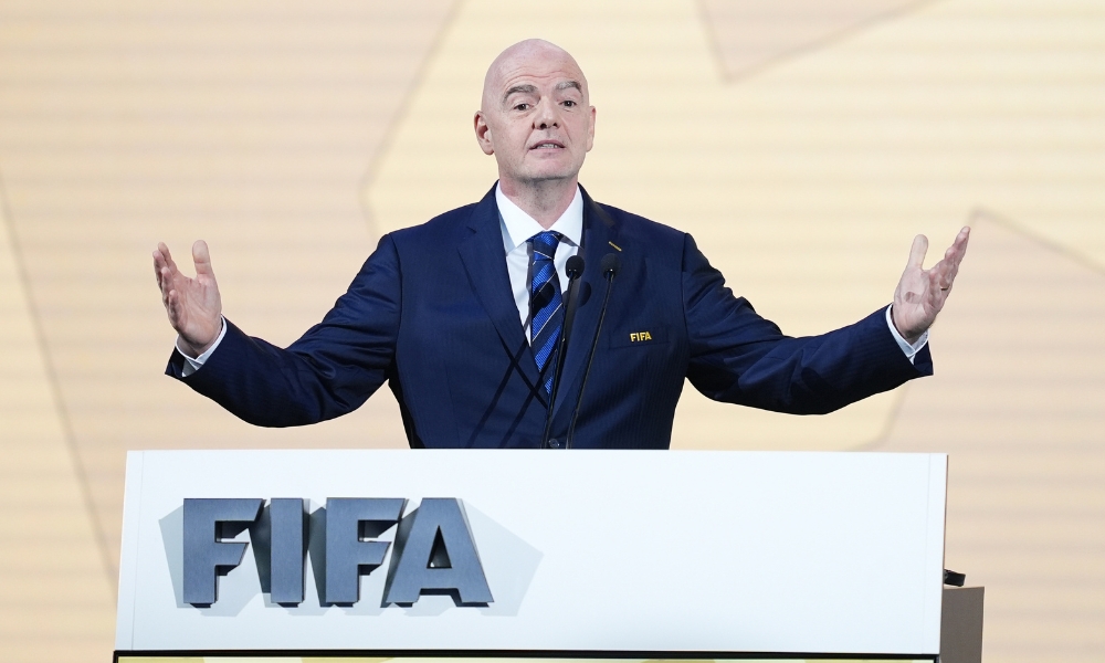 咪咕高清视频：小佩顿伤退，勇士陷入危机！季后赛前景悲观.